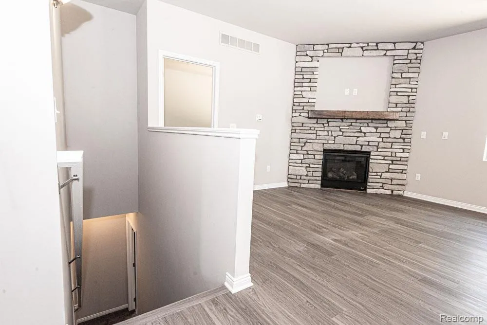 1 Oak    ( Ranch) Street Grand Blanc Charter Township, MI 48439