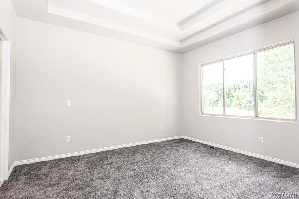 1 Oak    ( Ranch) Street Grand Blanc Charter Township, MI 48439