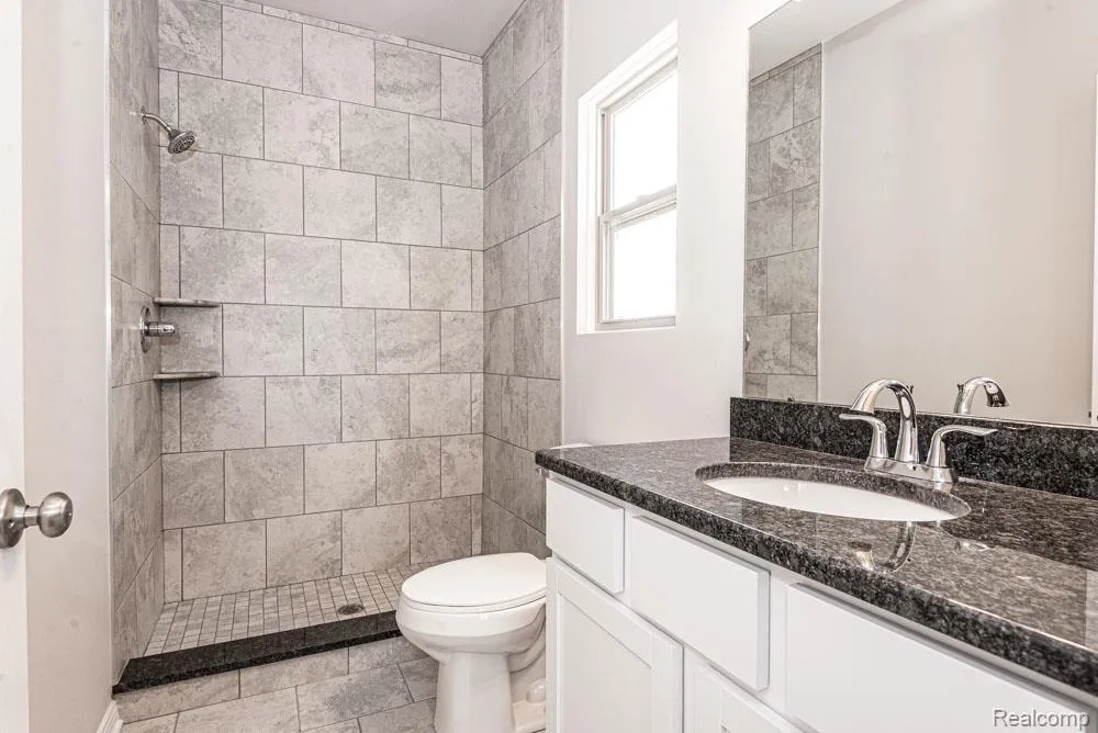 1 Oak    ( Ranch) Street Grand Blanc Charter Township, MI 48439