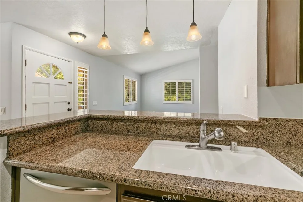 21227 Camelia #18 Lake Forest, CA 92630