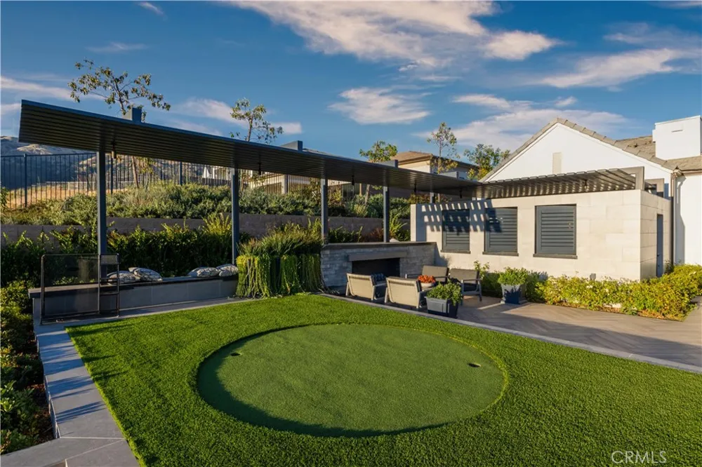 12401 Ridge Line Gate Court Porter Ranch, CA 91326