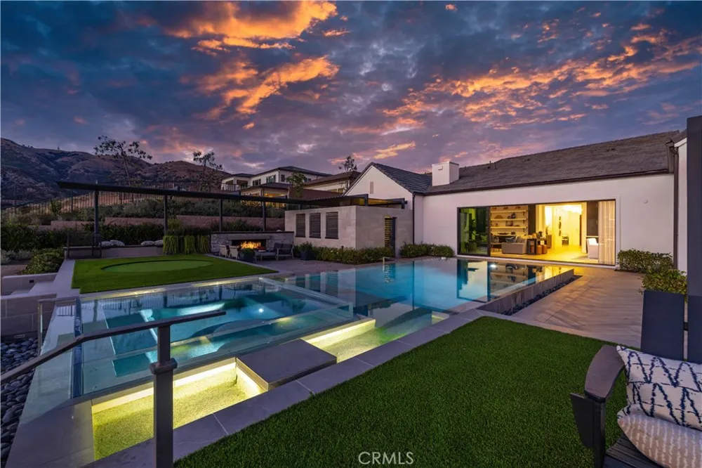 12401 Ridge Line Gate Court Porter Ranch, CA 91326