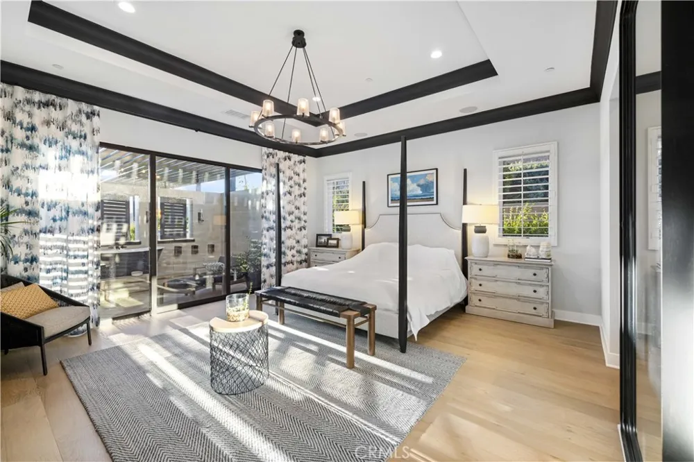 12401 Ridge Line Gate Court Porter Ranch, CA 91326