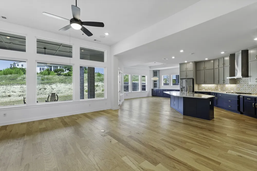 151 Starfire Drive Dripping Springs, TX 78620