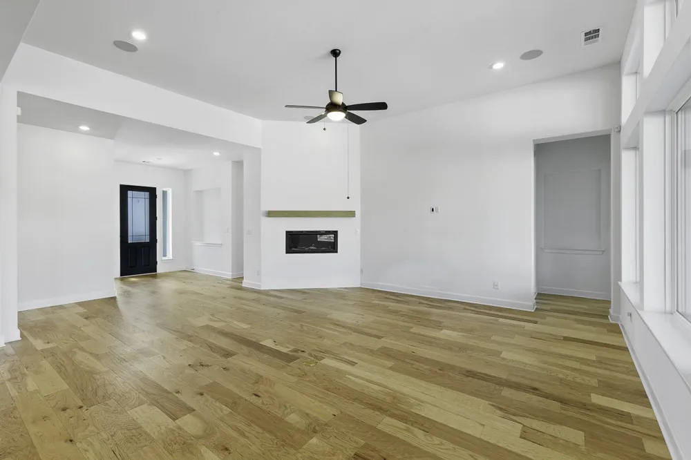 151 Starfire Drive Dripping Springs, TX 78620