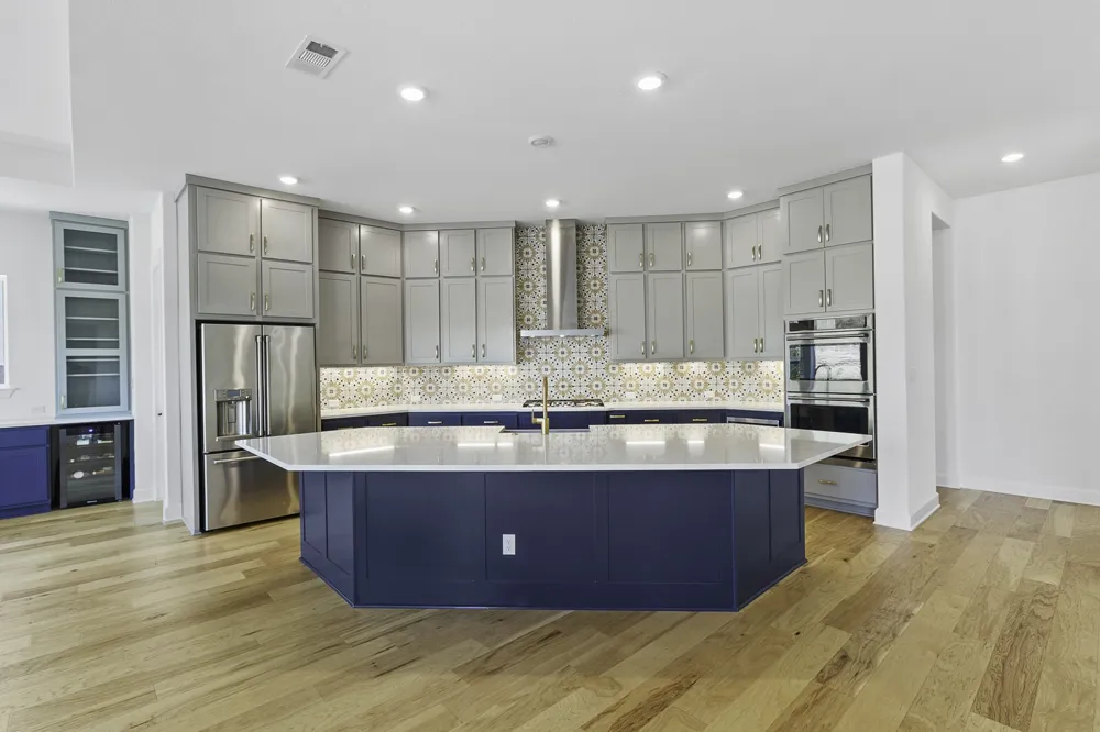 151 Starfire Drive Dripping Springs, TX 78620