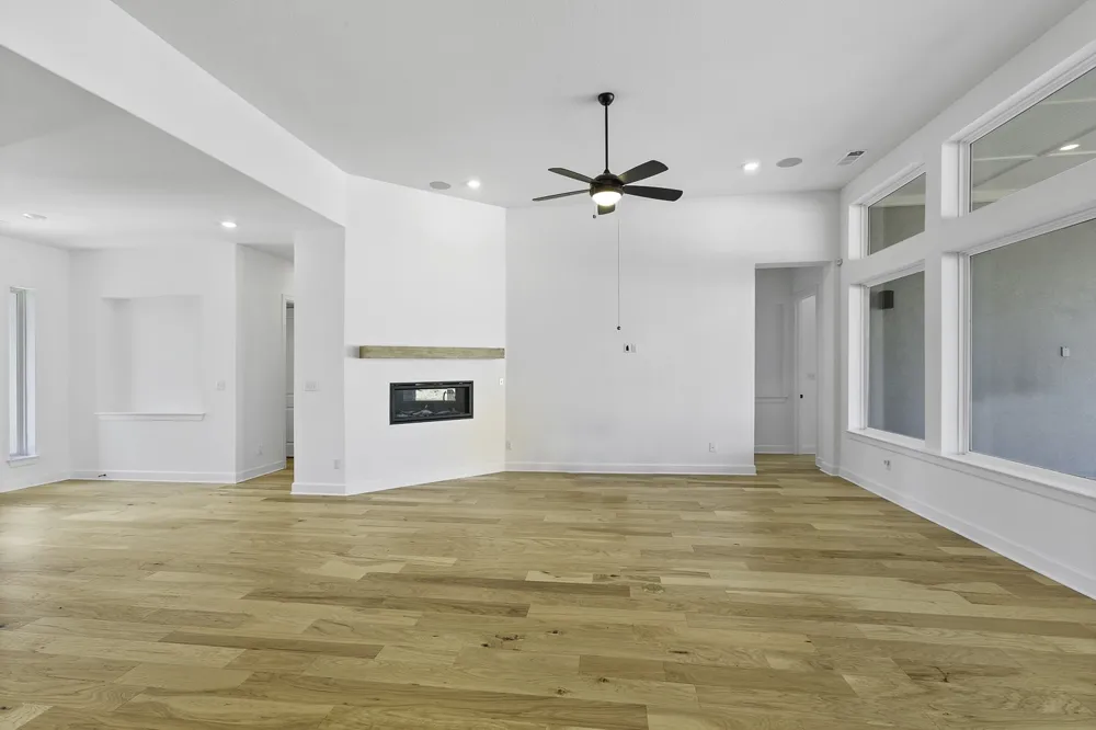 151 Starfire Drive Dripping Springs, TX 78620