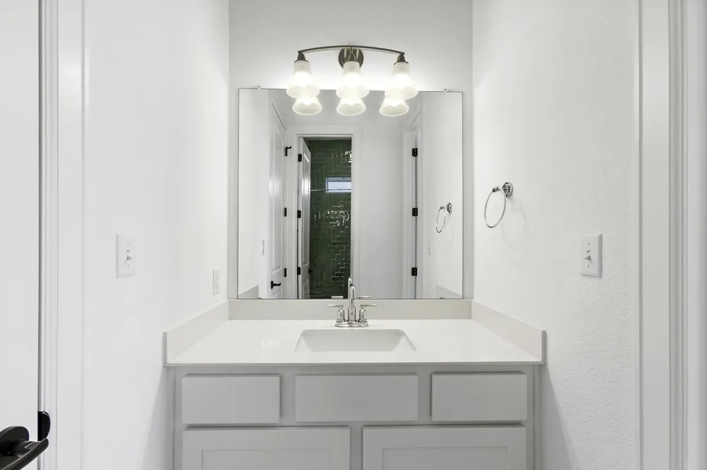 151 Starfire Drive Dripping Springs, TX 78620