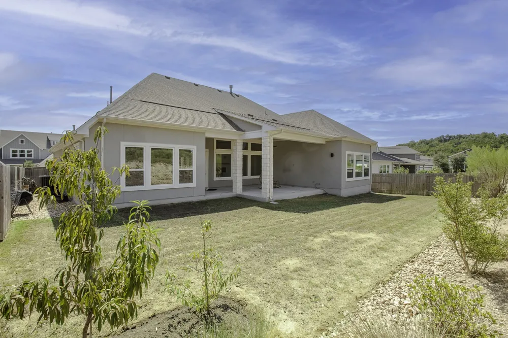 151 Starfire Drive Dripping Springs, TX 78620