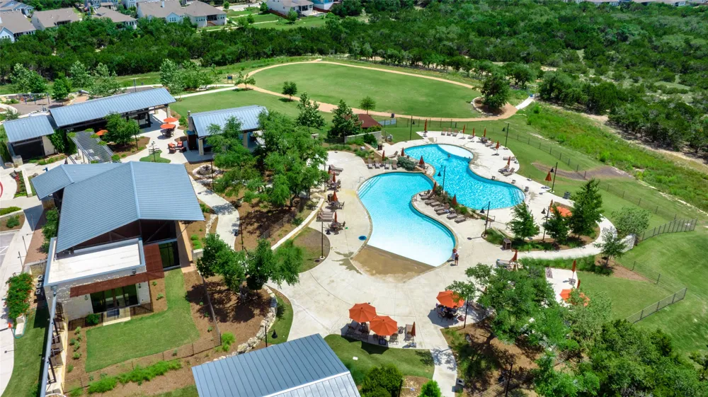 151 Starfire Drive Dripping Springs, TX 78620