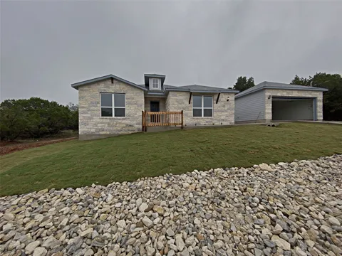 20915 Oak Dale Drive