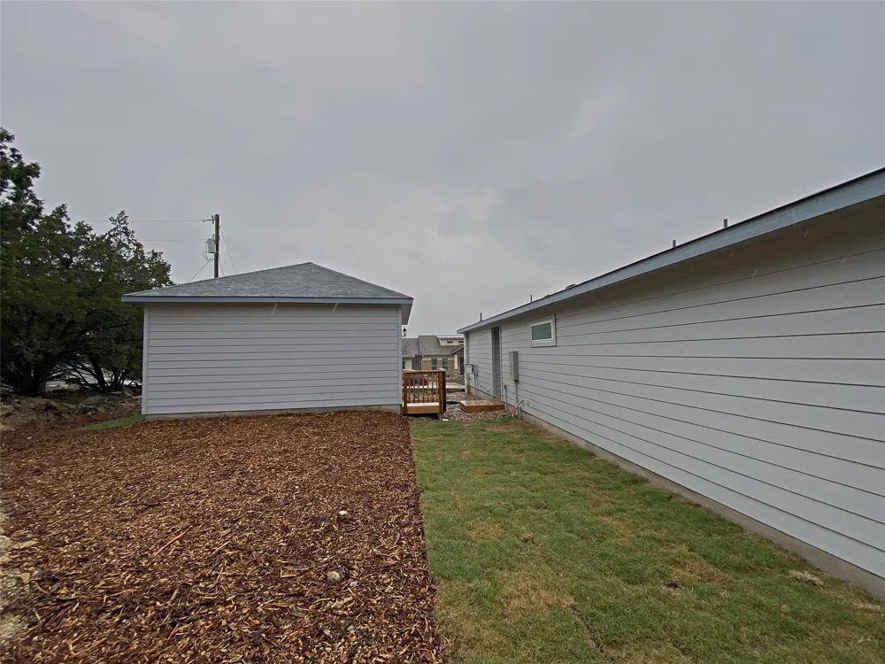 20915 Oak Dale Drive Lago Vista, TX 78645