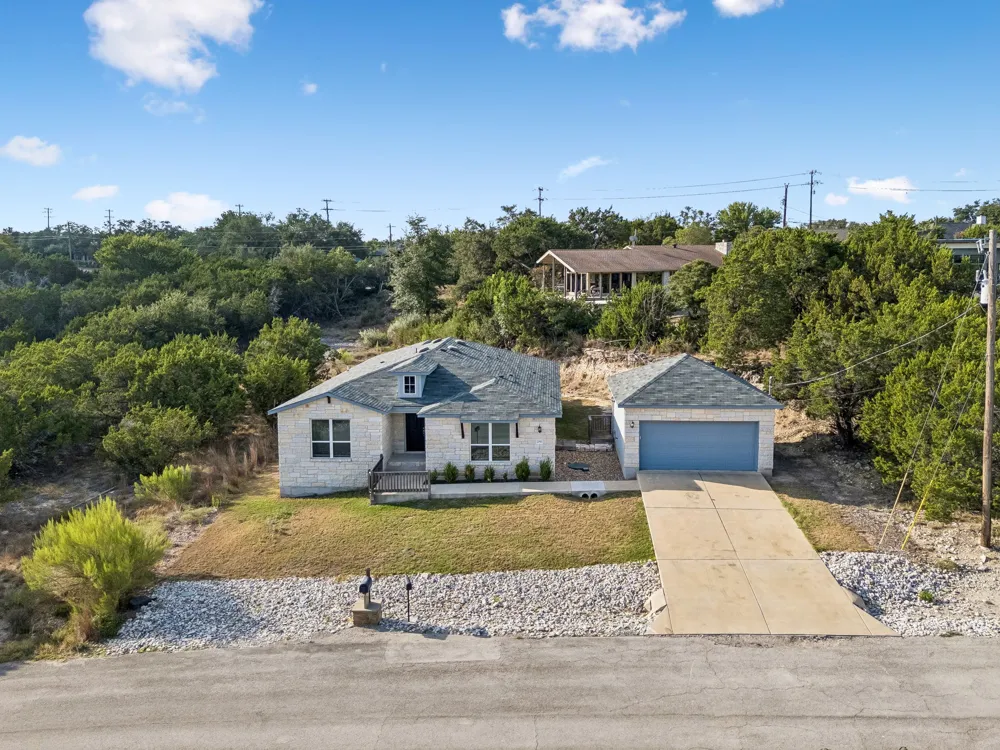 20915 Oak Dale Drive Lago Vista, TX 78645