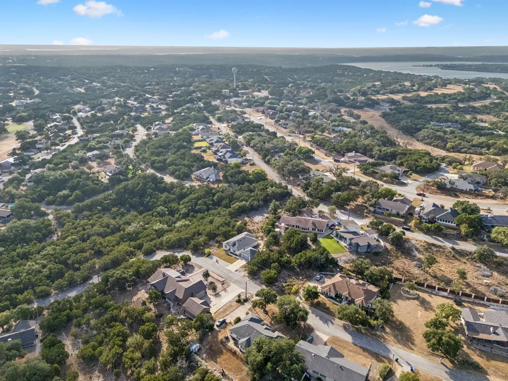 20915 Oak Dale Drive Lago Vista, TX 78645