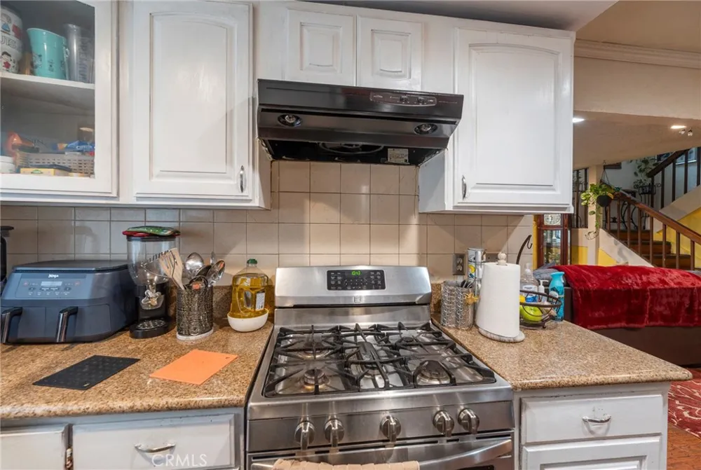 16710 Orange Ave. #A1 Paramount, CA 90723