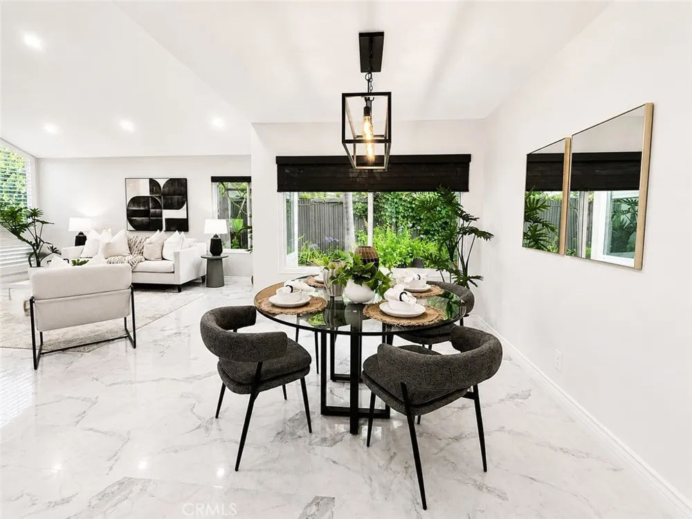 42 Almond Tree Ln Irvine, CA 92612