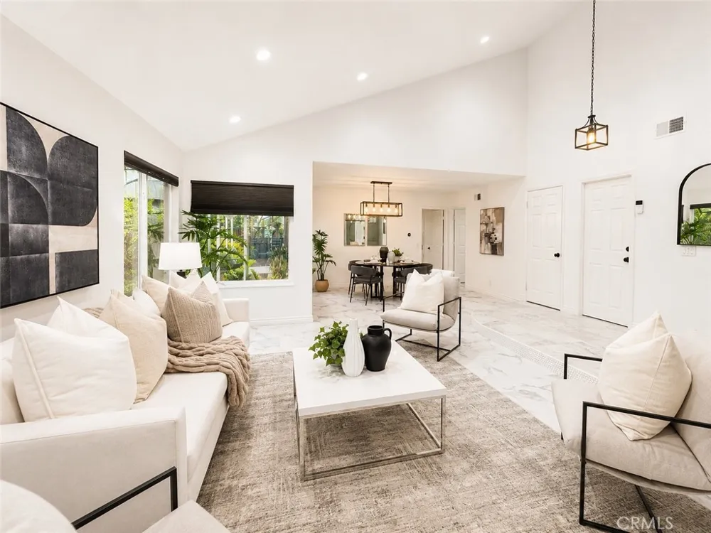 42 Almond Tree Ln Irvine, CA 92612
