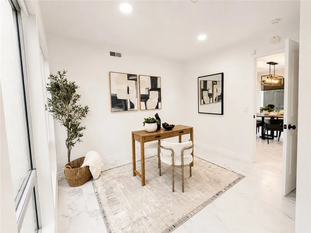 42 Almond Tree Ln Irvine, CA 92612