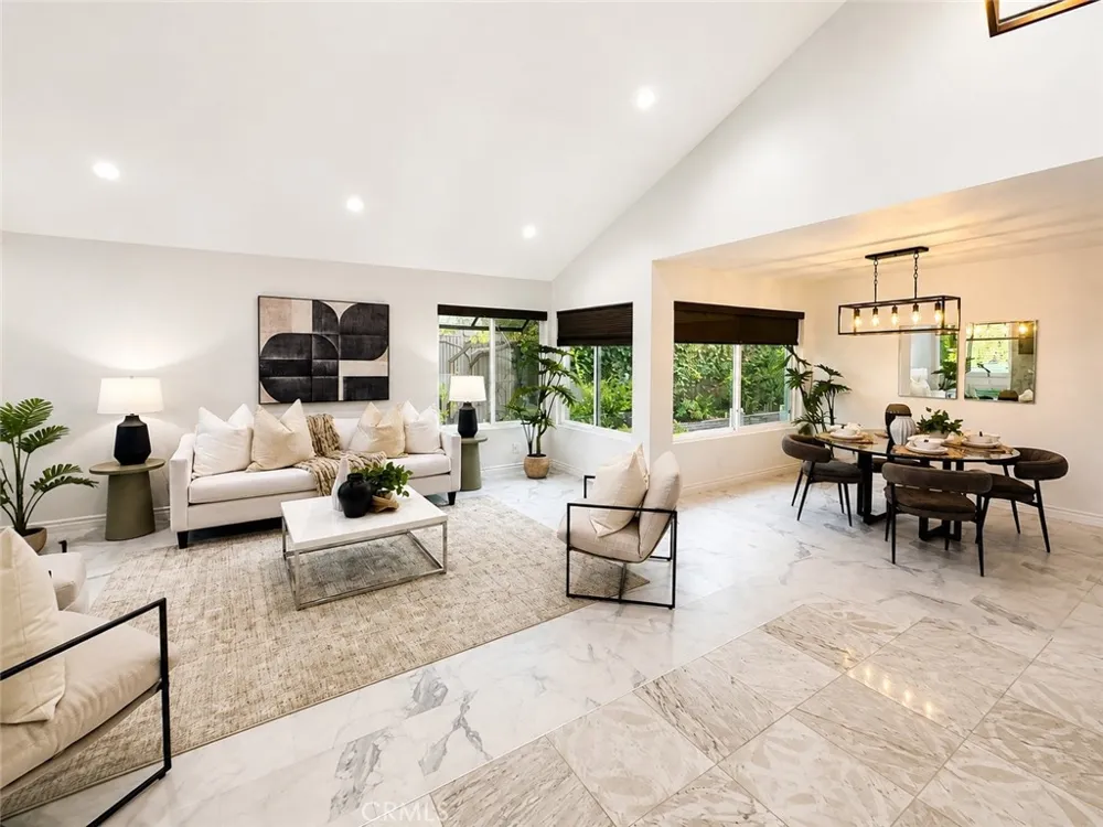 42 Almond Tree Ln Irvine, CA 92612