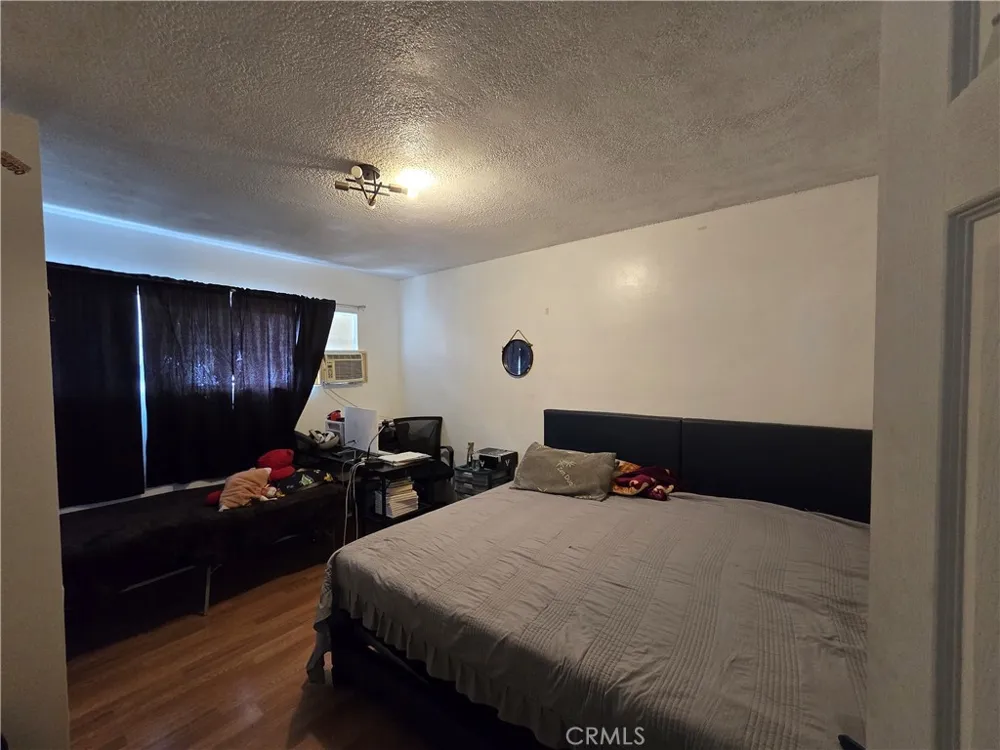 1275 Hardt San Bernardino, CA 92408