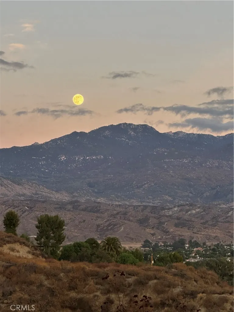 300 Anderson Hemet, CA 92544