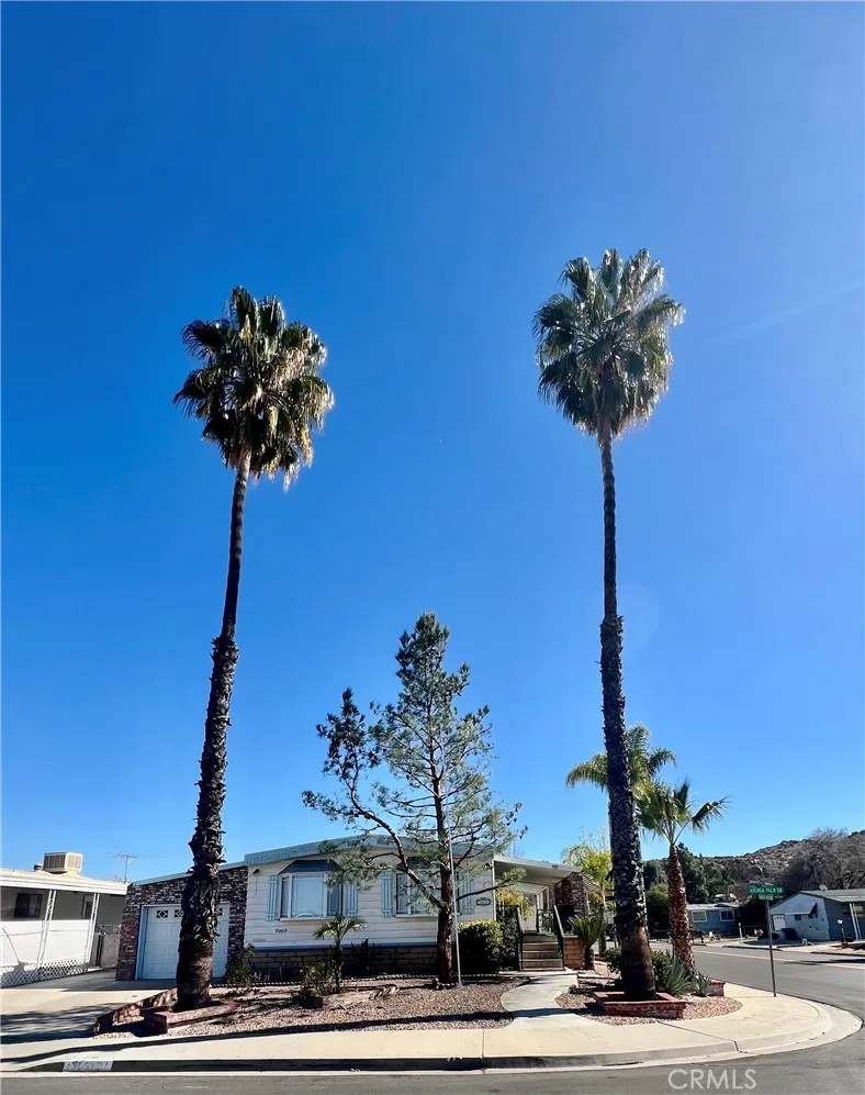 30615 Arenga Palm Homeland, CA 92548