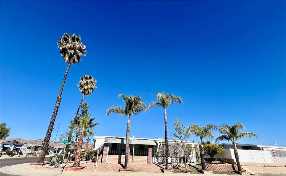 30615 Arenga Palm Homeland, CA 92548
