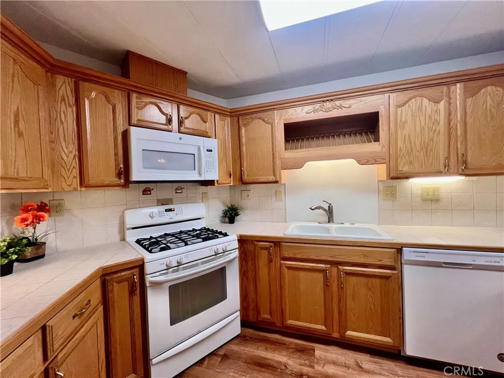 30615 Arenga Palm Homeland, CA 92548