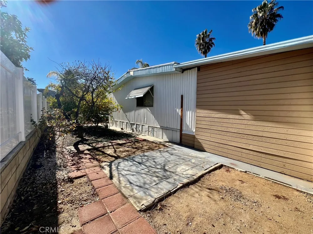 30615 Arenga Palm Homeland, CA 92548
