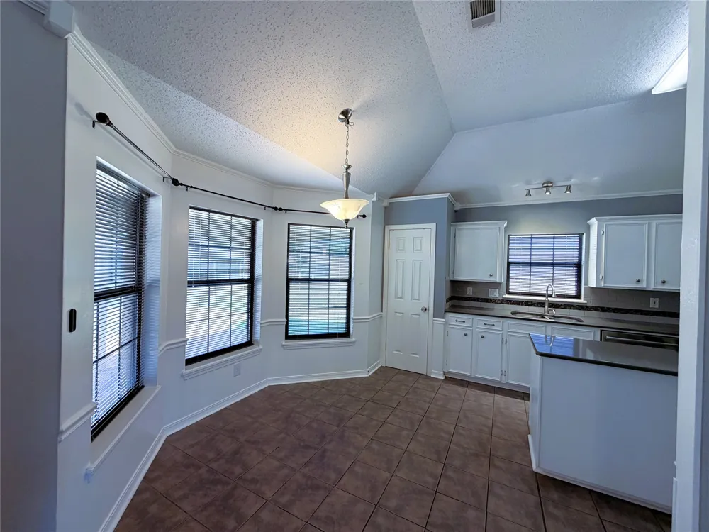 5721 Bluebonnett Drive Bossier City, LA 71112