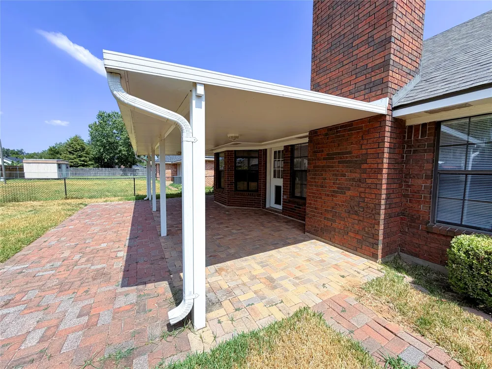 5721 Bluebonnett Drive Bossier City, LA 71112
