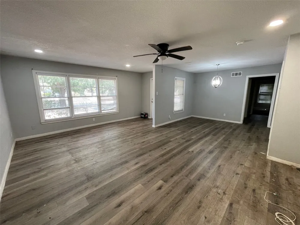 4340 Cummings Drive North Richland Hills, TX 76180