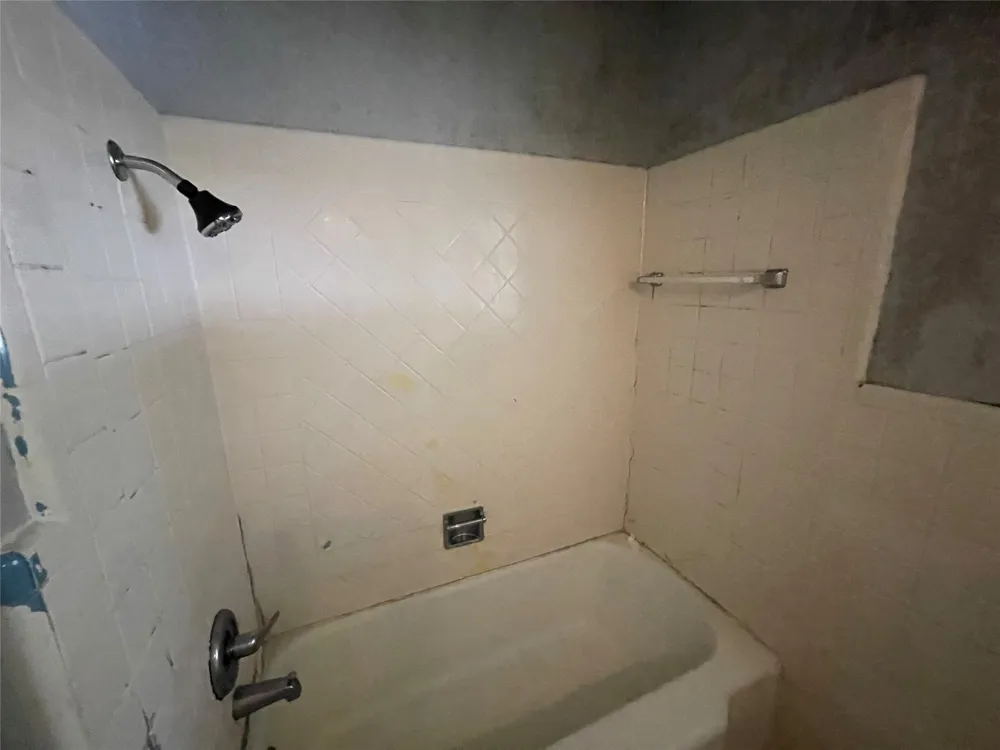 4340 Cummings Drive North Richland Hills, TX 76180