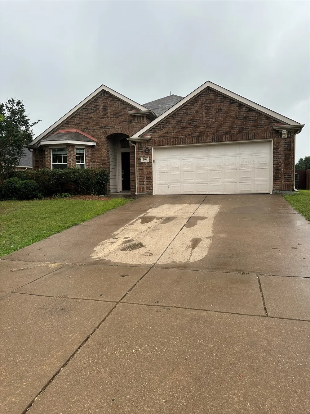 109 Fallen Rock Drive Waxahachie, TX 75165