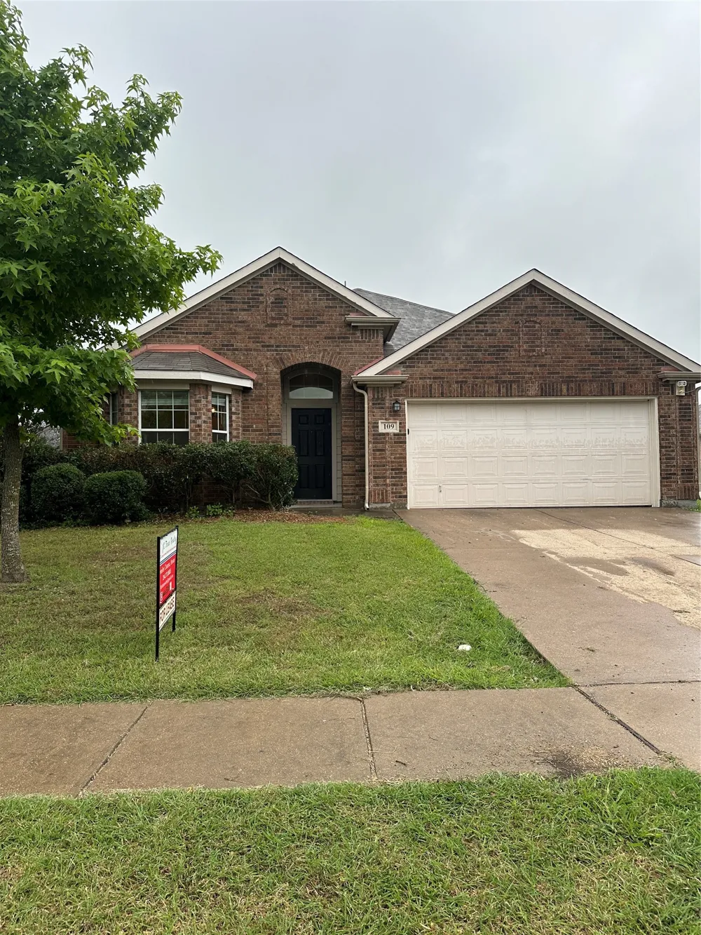 109 Fallen Rock Drive Waxahachie, TX 75165