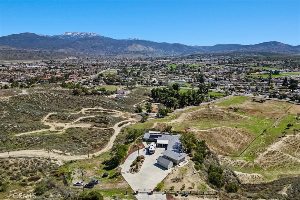 300 Anderson Drive Hemet, CA 92544