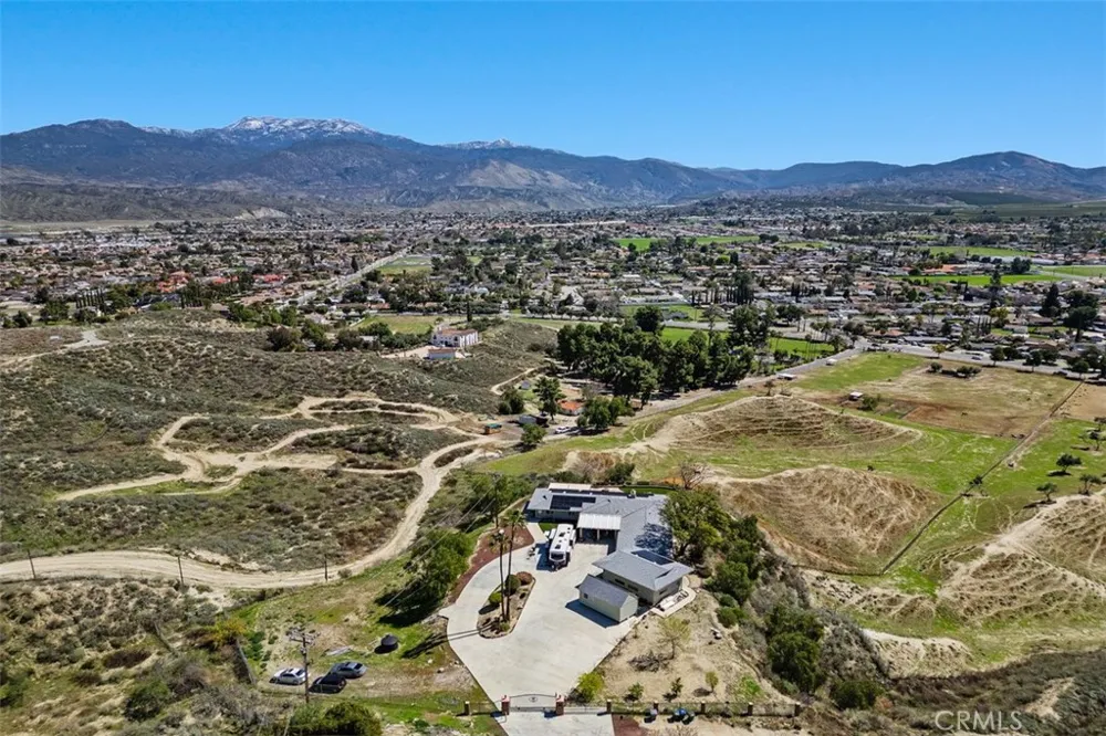 300 Anderson Drive Hemet, CA 92544