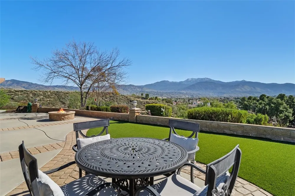 300 Anderson Drive Hemet, CA 92544