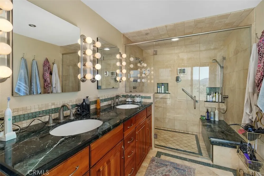 300 Anderson Drive Hemet, CA 92544