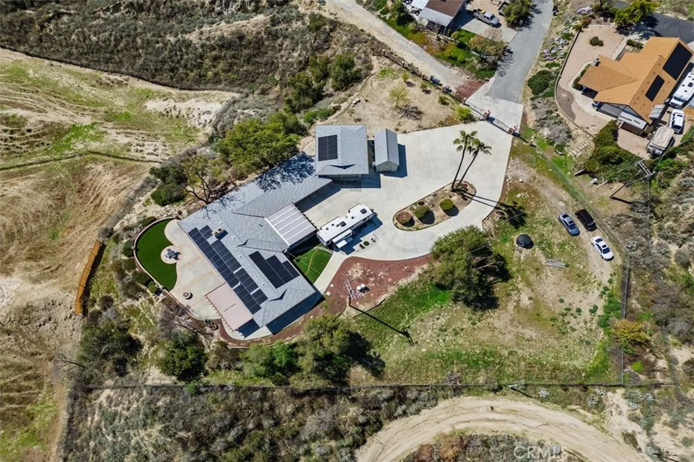 300 Anderson Drive Hemet, CA 92544