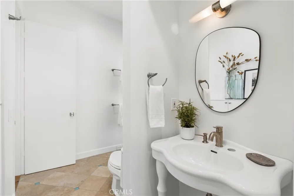 324 Prospect Street Newport Beach, CA 92663