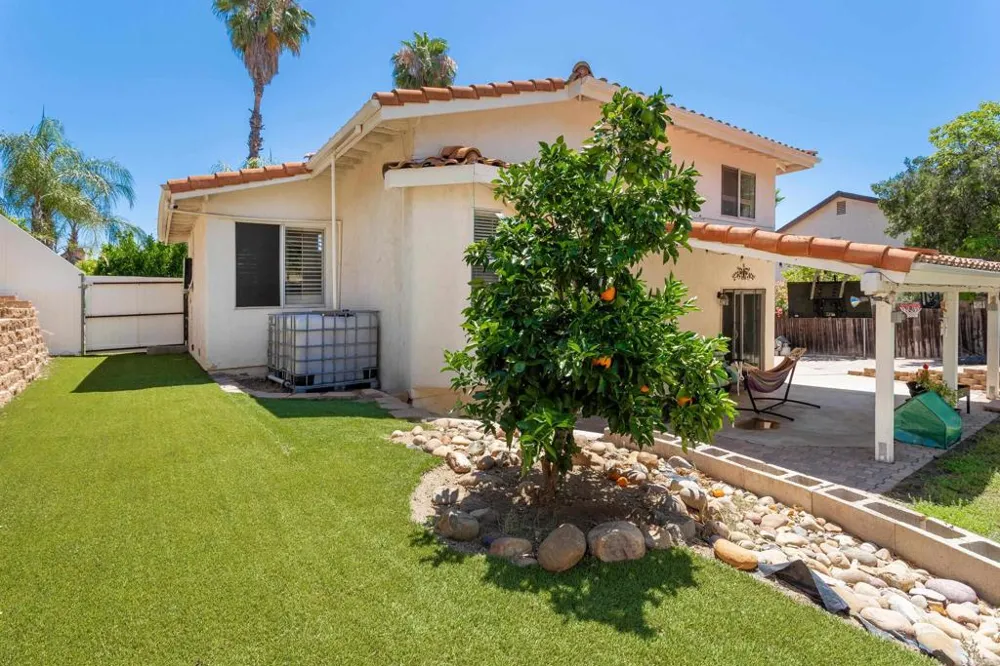 23945 Nectar Way Ramona, CA 92065