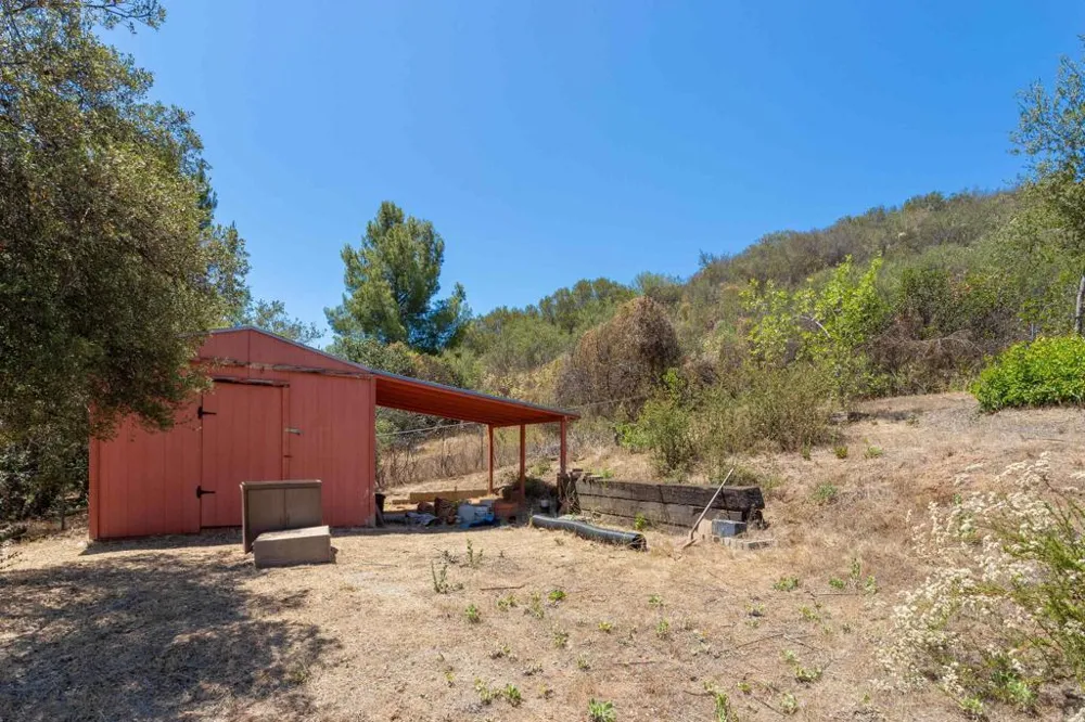 23945 Nectar Way Ramona, CA 92065