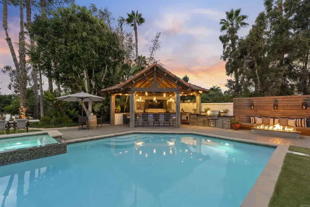 17940 Avenida Alondra Rancho Santa Fe, CA 92067