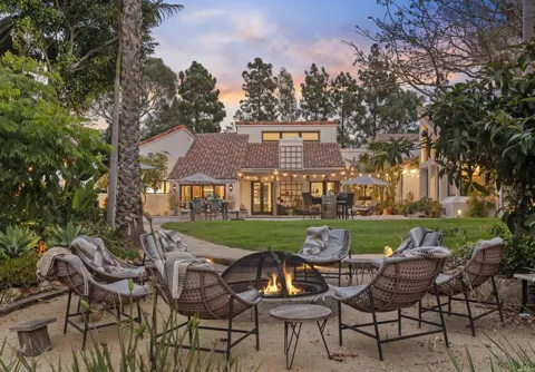 17940 Avenida Alondra
