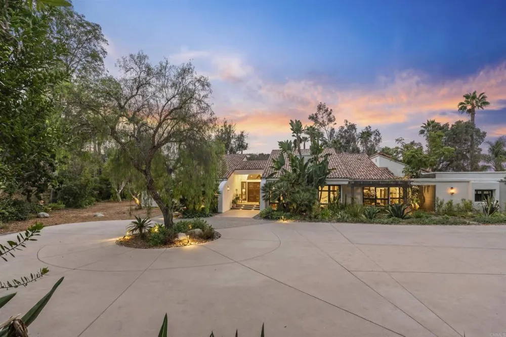 17940 Avenida Alondra Rancho Santa Fe, CA 92067