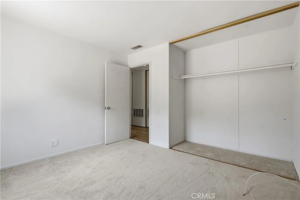 23616 Soresina Laguna Hills, CA 92653