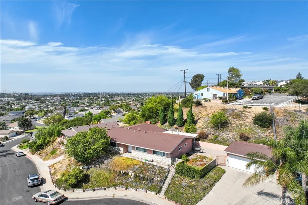 2023 Emerald Way Monterey Park, CA 91755