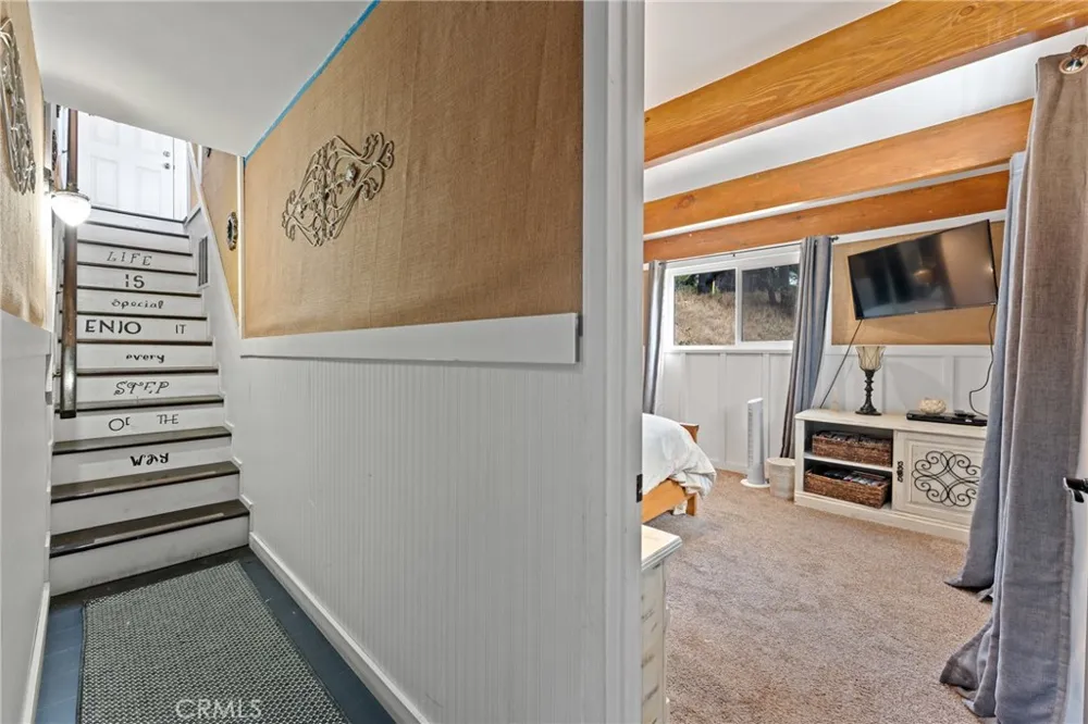 29199 Lake Brook Cedar Glen, CA 92321