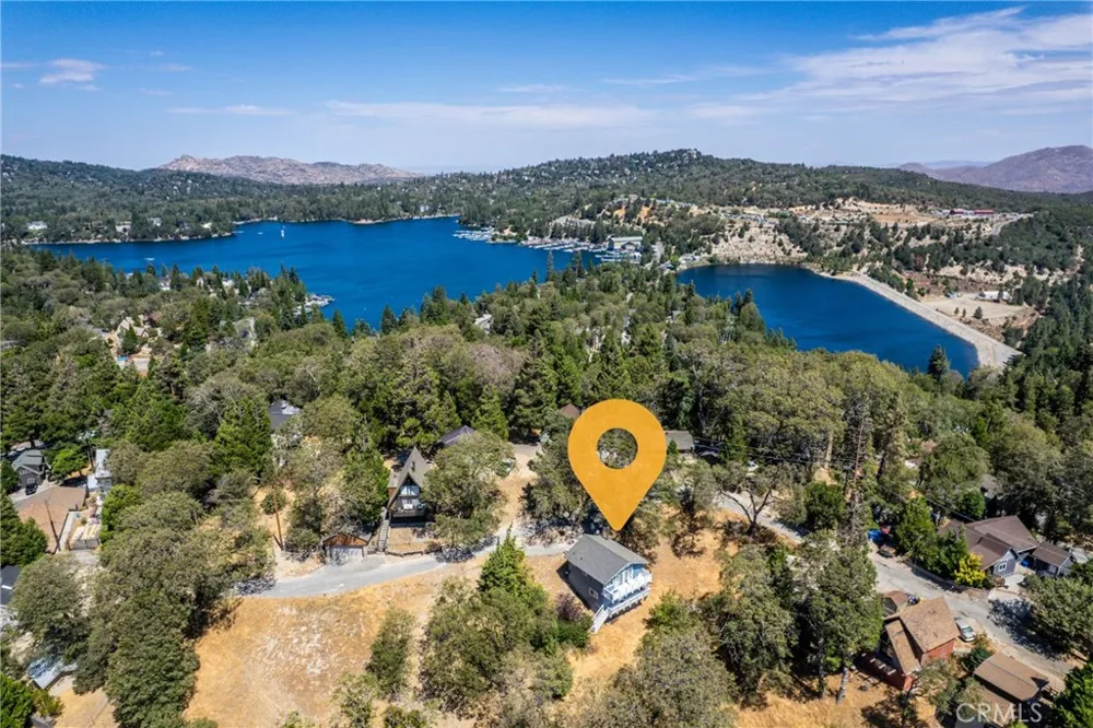 29199 Lake Brook Cedar Glen, CA 92321